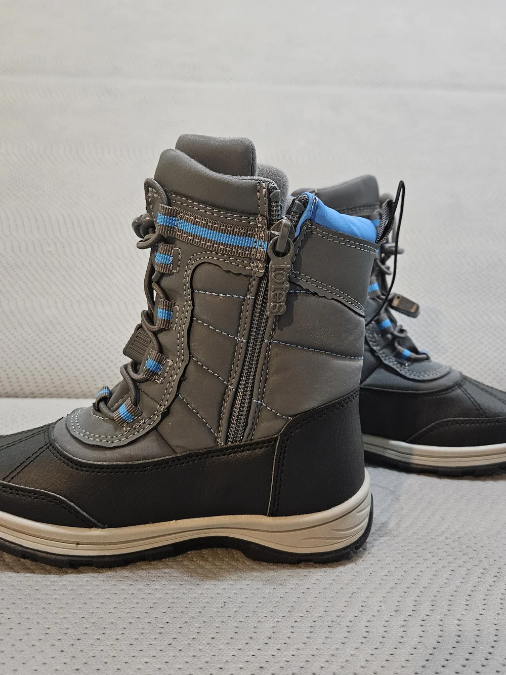 Totes Kids Waterproof Winter Boots - Gray with Blue Accents